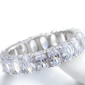 Anillo Acanalado con Circonita de Plata